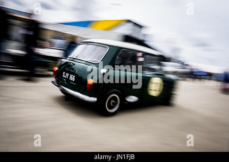 Towcester, Northamptonshire, Angleterre. 29 juillet, 2017. Silverstone Classic Motor Racing Festival au circuit de Silverstone (photo de Gergo Toth / Alamy Live News) Banque D'Images