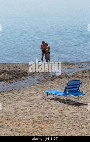 Le Lac de Bracciano, Italie. 29 juillet, 2017. Un peu de remplissage d'eau du lac Crédit : Rouge sur/Alamy Live News Banque D'Images