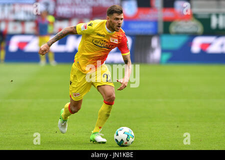 Berlin, Deutschland. 29 juillet, 2017. Christopher Trimmel (Union européenne), l'Aktion Einzelaktion Einzelbild,,,,, Ganzkoerperaufnahme Freisteller ganze figure. Fussball 2. Bundesliga/ FC Ingolstadt-FC Union Berlin 0-1, 1.Spieltag, Spieltag01, Liga2, Saison 2017/18 am 29.07.2017, AUDI SPORTPARK., | Verwendung weltweit Credit : dpa/Alamy Live News Banque D'Images