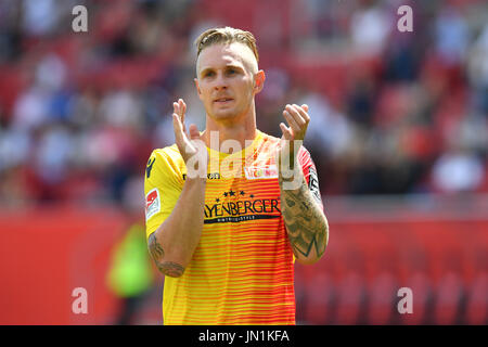 Berlin, Deutschland. 29 juillet, 2017. Marcel HARTEL (Union européenne, klatscht Einzelbild Applaus, action, angeschnittenes Einzelmotiv Halbfigur,,, halbe figure. Fussball 2. Bundesliga/ FC Ingolstadt-FC Union Berlin 0-1, 1.Spieltag, Spieltag01, Liga2, Saison 2017/18 am 29.07.2017, AUDI SPORTPARK., | Verwendung weltweit Credit : dpa/Alamy Live News Banque D'Images