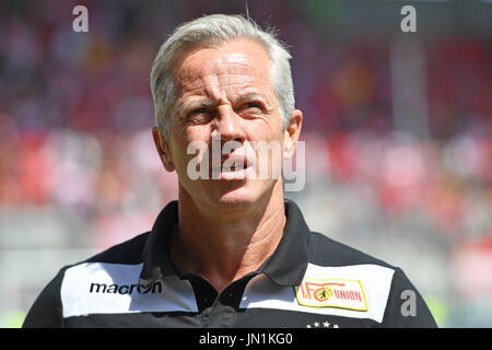 Berlin, Deutschland. 29 juillet, 2017. Jens KELLER (formateur), l'Union Einzelbild angeschnittenes Einzelmotiv Portraet,,, Portrait, Portrat. Fussball 2. Bundesliga/ FC Ingolstadt-FC Union Berlin 0-1, 1.Spieltag, Spieltag01, Liga2, Saison 2017/18 am 29.07.2017, AUDI SPORTPARK., | Verwendung weltweit Credit : dpa/Alamy Live News Banque D'Images