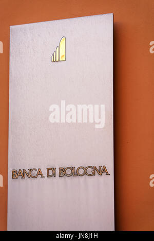 Rome, Italie - 21 octobre 2016 : plaque à la succursale locale de la banque italienne Banca di Bologna a appelé. Banque D'Images