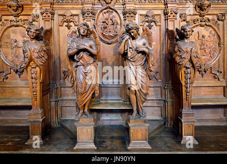 Anvers, Belgique. Carolus Borromeus Church St (1626 : Baroque - Pieter Huyssens, François d'Aguilon) cofessional en bois sculpté Banque D'Images