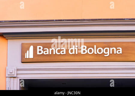 Rome, Italie - 21 octobre 2016 : plaque à la succursale locale de la banque italienne Banca di Bologna a appelé. Banque D'Images