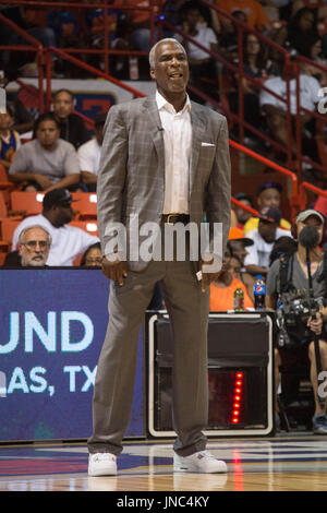 L'entraîneur-chef Charles oakley killer 3s hurle à partir de la marge lors de la partie # 4 contre balleurs ghost big3 Semaine 5 3-sur-3 juillet 23,2017 tournoi uic pavilion CHICAGO,ILLINOIS. Banque D'Images