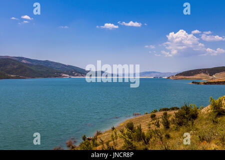 Reservoire d'eau lake District Landscaoe Albanien Gramsh Astuce voyage Europe Banque D'Images