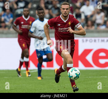 Berlin, Allemagne. 29 juillet, 2017. Le centre de Liverpool, Jordan Henderson, photographié à l'international club de football match amical entre le Hertha Berlin et le FC Liverpool au Stade Olympique de Berlin, Allemagne, 29 juillet 2017. Photo : Soeren Stache/dpa/Alamy Live News Banque D'Images