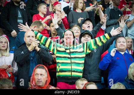 Oslo, Norvège. 30 juillet, 2017. Manchester United fans vu pendant le match amical entre le club de football de Manchester United et Vålerenga à Ullevaal Stadion. Gonzales : Crédit Photo/Alamy Live News Banque D'Images