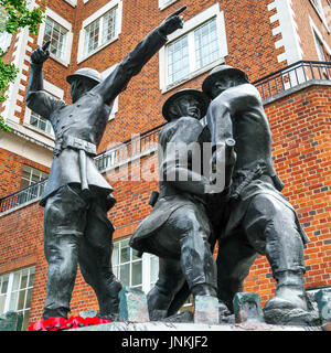 Londres - le 27 juillet : Les pompiers UK National Memorial à Londres le 27 juillet 2017 Banque D'Images