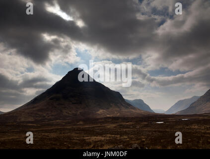 Les montagnes et les vallons de la région de Glencoe, Ecosse, Royaume-Uni Banque D'Images