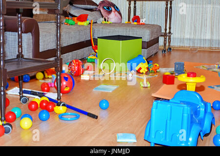 Un désordre dans la chambre des enfants. Banque D'Images