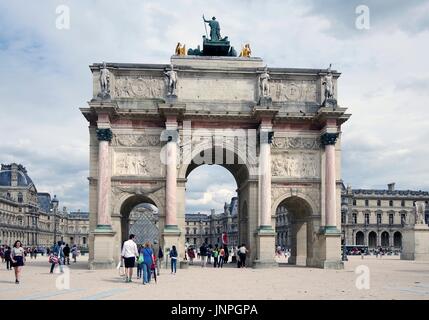 Paris, Arc de triomphe du Carrousel, à la place du Carrousel, dans le Musée de Louvre, Paris, France, Banque D'Images