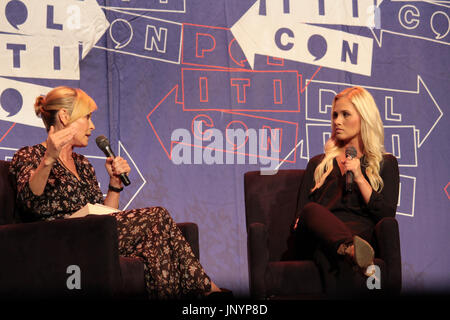 Pasadena, CA. 29thJuly, 2017. Chelsea Handler, Tomi Lahren Crédit : Todd Felderstein Felderstein Crédit : Todd/Alamy Live News Banque D'Images