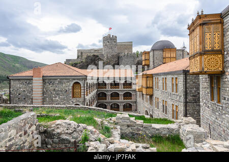 Vue panoramique sur Rabath ancien complexe dans Akhaltsikhe, Géorgie. Rénové château médiéval. Banque D'Images