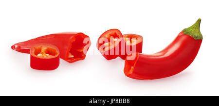 Collection de couper les légumes piment rouge isolé sur fond blanc Banque D'Images