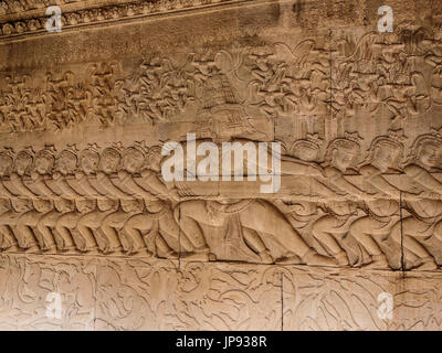 Bas-relief, détails, le barattage de l'océan de lait, Angkor Wat, Parc archéologique d'Angkor, Banque D'Images