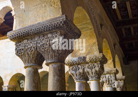 Cloître roman de Santo Domingo de Silos Monastery, Espagne Banque D'Images