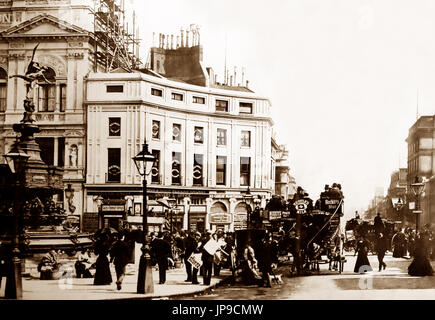 Piccadilly, Londres, l'ère victorienne Banque D'Images