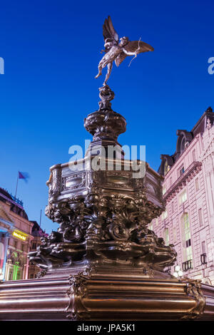 L'Angleterre, Londres, Piccadilly Circus, Eros Statue Banque D'Images