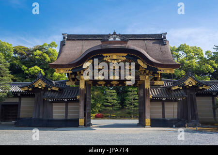 Le Japon, la ville de Kyoto, Château de Nijō, Palais Ninomaru, Kara-Mon Gate Banque D'Images