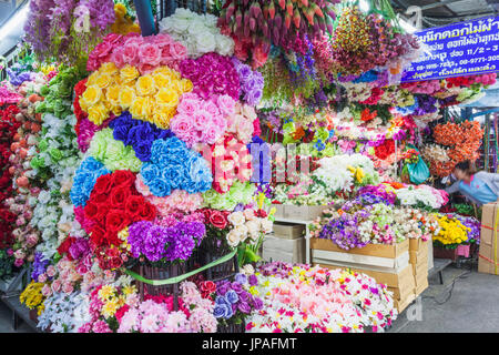 Thaïlande, Bangkok, Chatuchak Market, boutique de fleurs artificielles d'affichage Banque D'Images