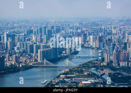 La Chine, la province de Guangdong, Guangzhou, la ville, le centre de Guangzhou Pearl River, Skyline Banque D'Images