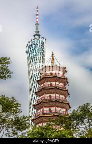 La Chine, la province de Guangdong, la ville de Guangzhou, Guangzhou Tower Banque D'Images