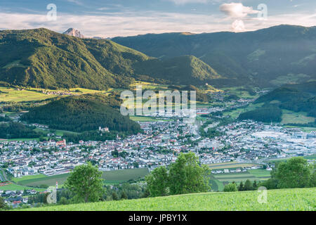 Brunico/Bruneck, la province de Bolzano, le Tyrol du Sud, Italie. Banque D'Images