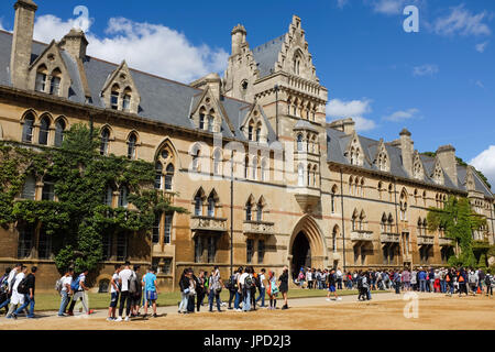 Une entrée à Christ Church College à Oxford, Angleterre. Banque D'Images