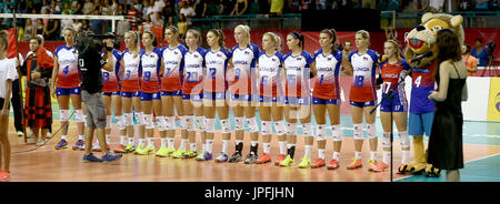 Ostrava, République tchèque. 30 juillet, 2017. L'équipe de République tchèque avant de poser le FIB Grand Prix 2017 Femmes Volley-ball match pour la troisième place contre l'Allemagne a joué, à Ostrava, en République tchèque, le 30 juillet 2017. Crédit : Petr Sznapka/CTK Photo/Alamy Live News Banque D'Images