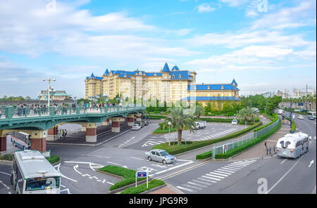 Vue sur Tokyo Disneyland Hotel situé à Tokyo Disney Resort, Urayasu, Chiba, Japon Banque D'Images