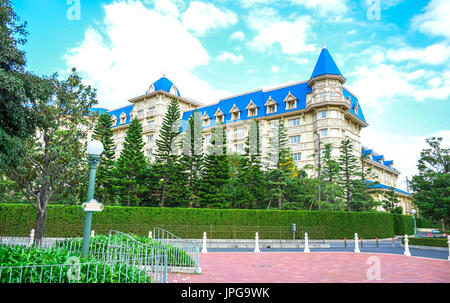 CHIBA, Japon : vue sur Tokyo Disneyland Hotel situé à Tokyo Disney Resort, Urayasu, Chiba, Japon Banque D'Images