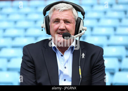Aston Villa manager Steve Bruce parle à la presse au cours de l'EFL 2017/18 l'avant-saison à l'intention des médias à Villa Park, Birmingham. Banque D'Images