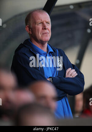 West Bromwich Albion Entraîneur adjoint Gary Megson lors de la pré-saison match amical à Vale Park, Stoke. Banque D'Images