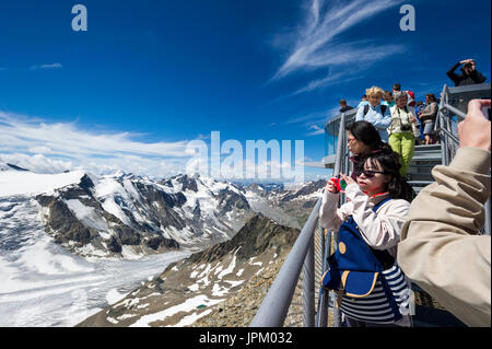 Autriche Tirol et le ski en près d'Innsbruck de Stubai. L'une des meilleures stations de ski dans le Tyrol autrichien. Banque D'Images