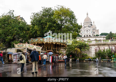 Carousel à Place Saint Pierre de Montmartre Banque D'Images