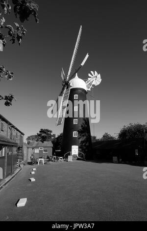 Dobsons Moulin, Burgh le Marsh village, Lincolnshire, Angleterre, RU Banque D'Images