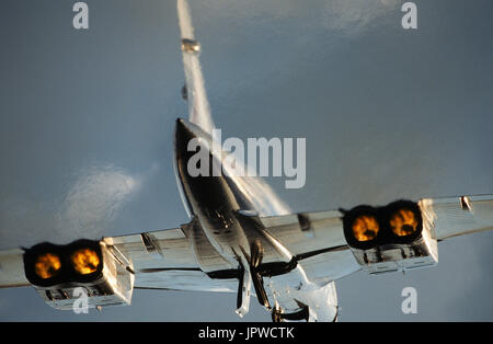 British Airways Concorde BAC Aerospatiale le décollage avec postcombustion Banque D'Images