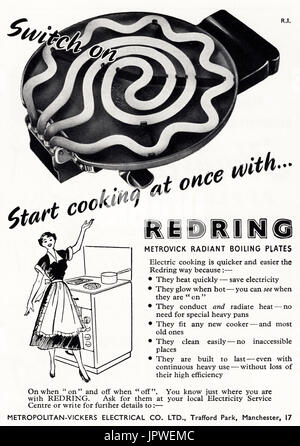 1950 old vintage retro original advert advertising Redring cuisine cuisinière électrique dans le magazine vers 1950 Banque D'Images