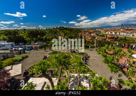 Italie - AVRIL 17 : vue sur Florence, Italie à partir de la place Michelangelo, le 17 avril 2017 à Florence Banque D'Images