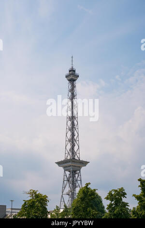 La tour de la radio (Funkturm) à Berlin, Allemagne - Banque D'Images