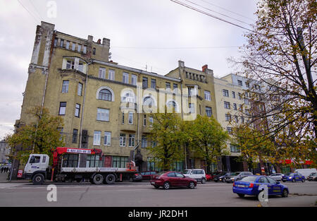 Vyborg, Russie - 6 Oct, 2016. Rue principale avec de vieux bâtiments au centre-ville à Vyborg, Russie. A 174km au nord-ouest de Vyborg de Saint-Pétersbourg et à 30 k Banque D'Images