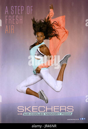 2010s UK Skechers Magazine Advert Banque D'Images