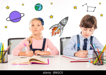 Fille de l'école à rêver de Voyage spatial Banque D'Images