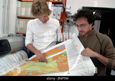 L'Université Bicocca de Milan (Italie), département de Sciences de l'environnement, les laboratoires de la cartographie numérique. Banque D'Images