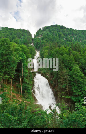 Chutes d'eau de giessbach suisse Banque D'Images