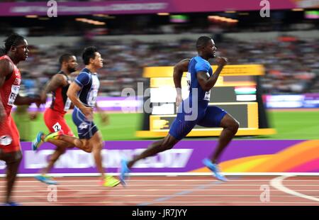 Stratford, au Royaume-Uni. 4e août, 2017. Justin Gatlin (USA) est admissible à la mens 100m chauffe. Championnats du monde d'athlétisme de l'IAAF. Stade olympique de Londres. Queen Elizabeth Olympic Park. Stratford. Londres. UK. Le 04/08/2017. Credit : Sport en images/Alamy Live News Banque D'Images