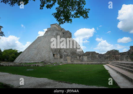 Grande Pyramide, Uxmal, une ancienne ville maya de la période classique. L'un des plus importants sites archéologiques de la culture maya. UNESCO World Herit Banque D'Images
