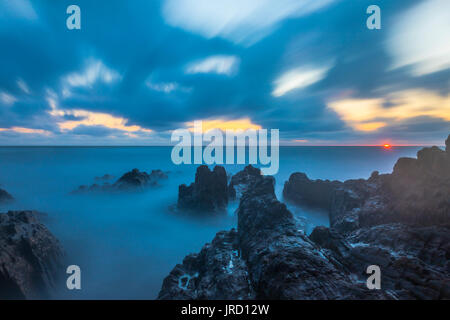 Bude, Cornwall, United Kingdom au coucher du soleil, beau paysage marin Banque D'Images
