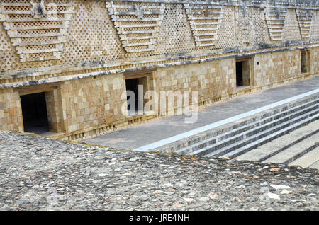 Partie de le quadrilatère des nonnes à Uxmal, Mexique Banque D'Images